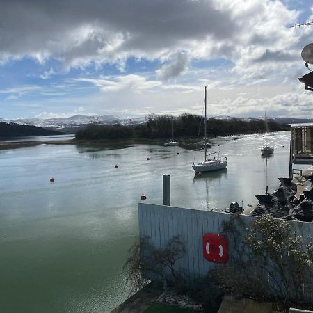 Portmadog, Oakley Wharf Apartment Porthmadog Ngoại thất bức ảnh