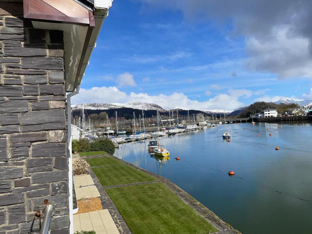 Portmadog, Oakley Wharf Apartment Porthmadog Ngoại thất bức ảnh