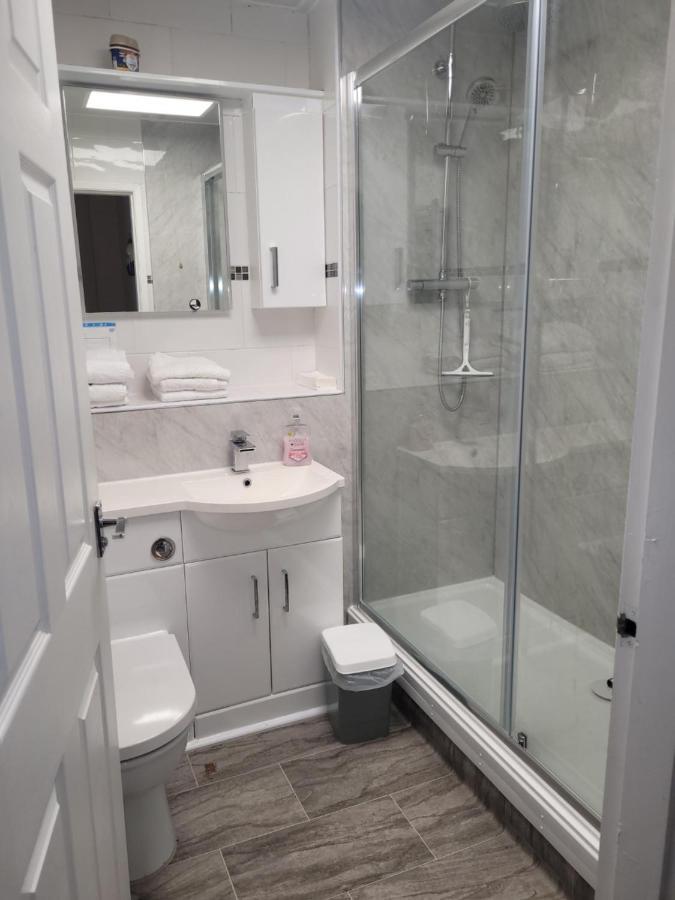 Portmadog, Oakley Wharf Apartment Porthmadog Ngoại thất bức ảnh